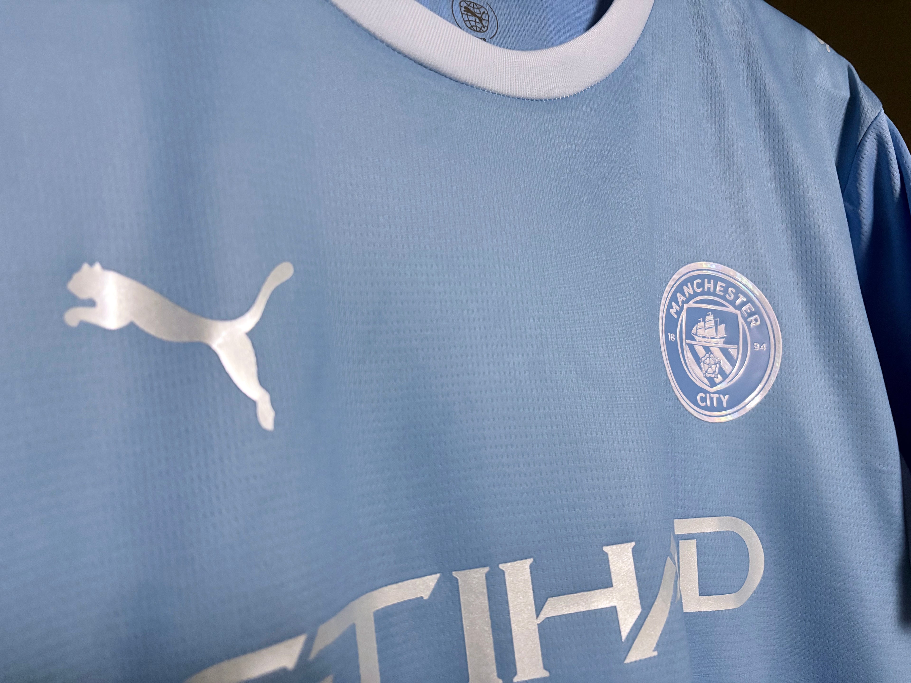 MAN CITY DOMICILE 26/27